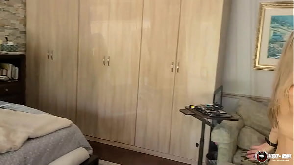 Play MP4 - World Famous Milf Vicky Vette Bangs Her Pervy Boss To Get Free Time&excl;