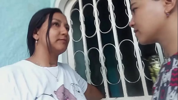 por las atenciones prestadas a mi michi, la di una buena chupada de culo y de co&ntilde;o a la veterinaria 