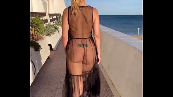 Nonton Vous Aimez La Vue Les Coquins? thumbnail