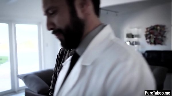 Weak petite teen gotfucked at the doctor_consultation