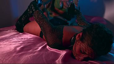 You’re the Perfect Foot Slave for My Wrinkled Soles