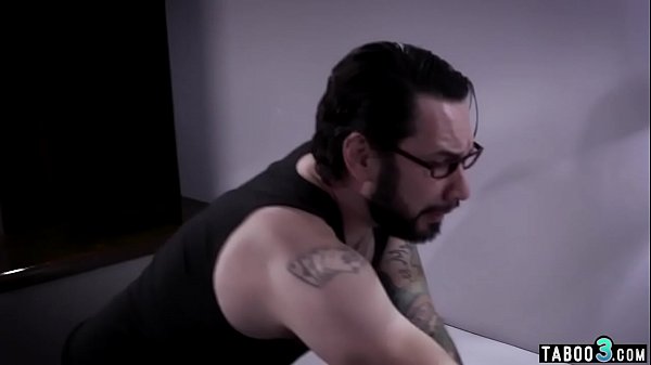 Shy teen student paid with her pussy_for free room