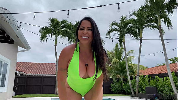 Play MP4 - Big Butt Latin MILF Julianna Vega Gets A Big Dick Pounding From J Mac