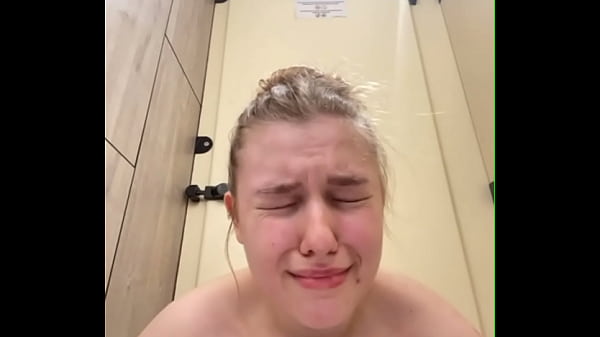 Close up face sitting pussyy close up fingering tight pussy so hot