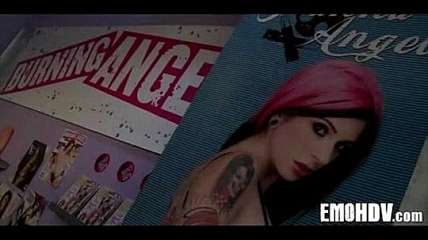 Nonton Emo Goth Slut 231 thumbnail