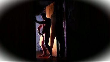 Contraluz - Grande y Musculoso - Vigoroso Solitario - Masturbacion - Number One
