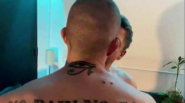 Carmona e Boy Lixo numa brotheragem bruta 