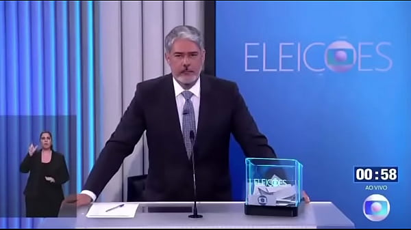 Velho socando verdades no cu do padre 