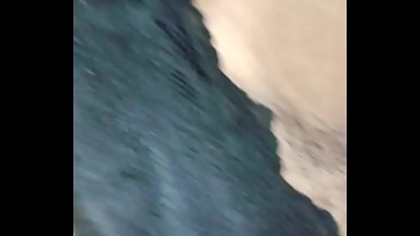 Play MP4 - comendo minha puta dentro do carro