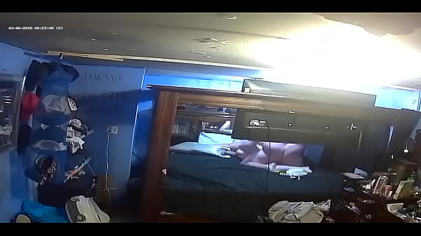 Play MP4 - us in our bedroom &lpar;no audio&rpar;