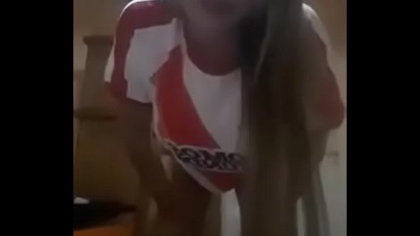 Buen cuerpo desnuda en webcam 