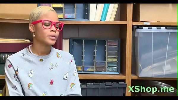 Glorious gal Arie_Faye gets bangedhard