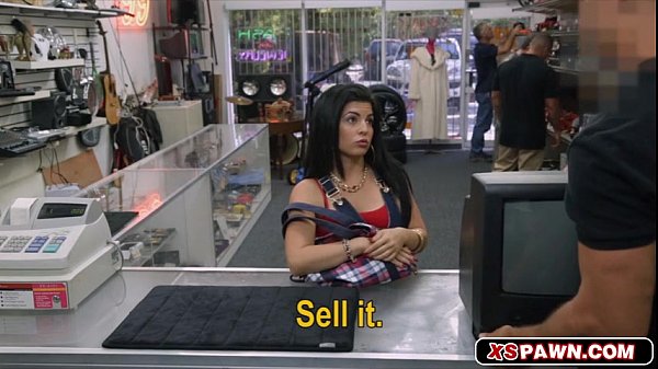 Lovely_sweet hottie babe sucking it hard