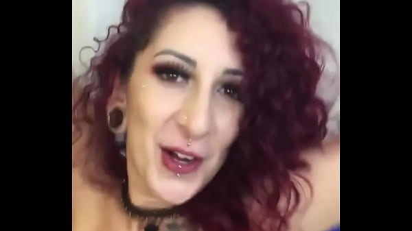 Recado da adila v&ecirc;nus para vcs sigam ela no iwula l&aacute; no insta #adilavenus 