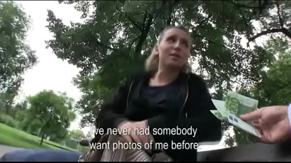 Nonton Beautiful European Girl Nessy Hard Banged And Mouthful For Cash thumbnail