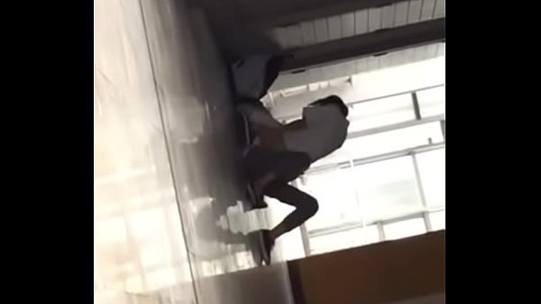 Play MP4 - 华师走廊激战