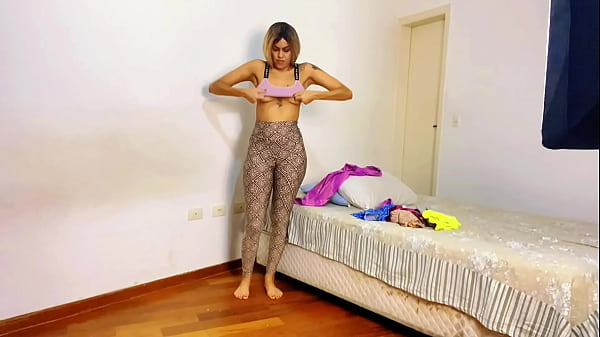 Play MP4 - Qual dessas voc&ecirc; ia gostar de me ver treinar&quest;