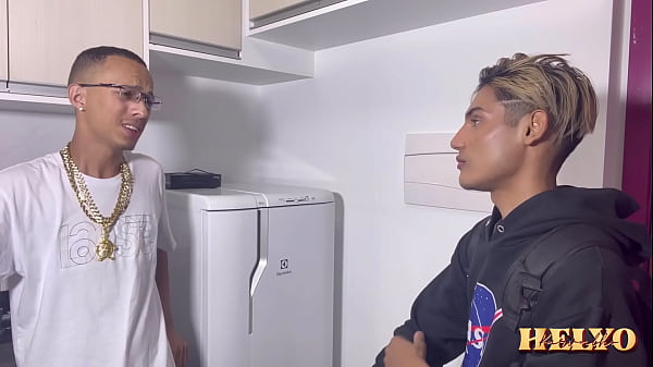 O Cunhado Me Flagou Batendo Punheta E Tive Que Deixar Ele Provar thumbnail