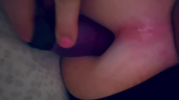 Alikat2 playswith vibrator