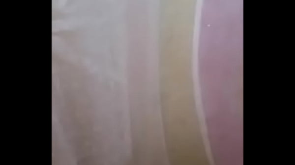 Nonton Getting Clean To Play thumbnail