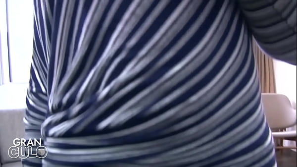 Nonton Horny Ebony Babe Luisa Chocolate Rides Big Latino Cock Like A Pro thumbnail