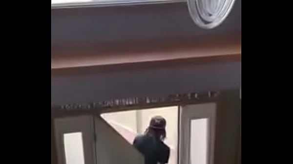 Play MP4 - Funny facebook thick bitch in Leggings