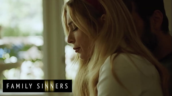 Play MP4 - &lpar;Aiden Ashley&rpar; Has Multiple Orgasms While Riding Her Stepbrother's &lpar;Tommy Cock - Family Sinners