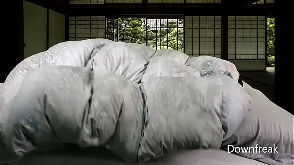 Play MP4 - I Went to Japan to Hump the Puffy Down Comforters and Cum on Them&excl;&excl;