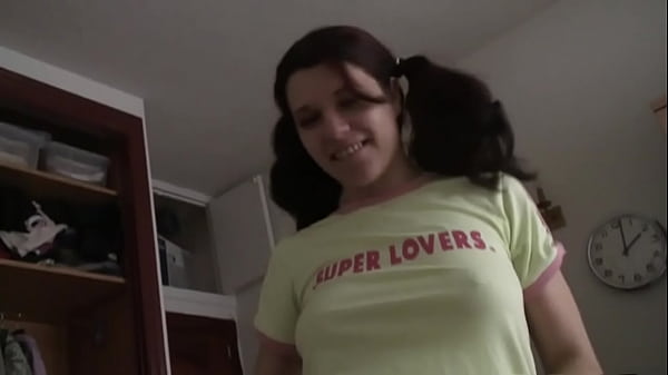 Olivia Que No Rompe Un Plato Quiere Volverse Una Pervertida thumbnail