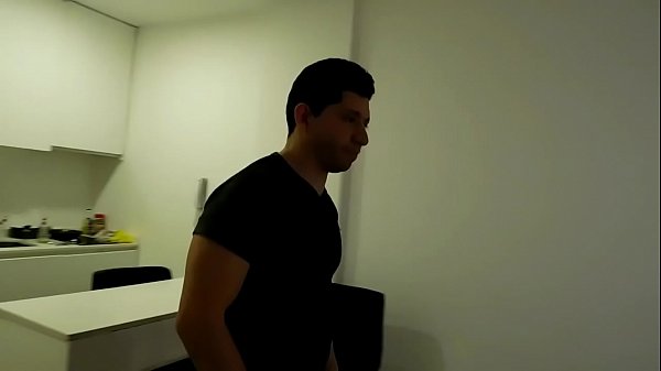 Play MP4 - FUI A LO  DE MI AMIGO Y ME ENCONTRE  CON  LA TIA PUTA Y LE DI  ESPECTACULAR  COJIDA