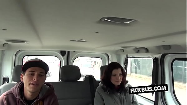 Play MP4 - FKK BUS 18 - Melanie