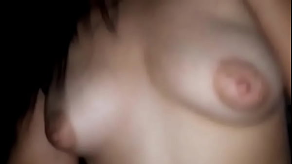 No queda nadie y nos calentamos y la pongo a cabalgar bien rico 