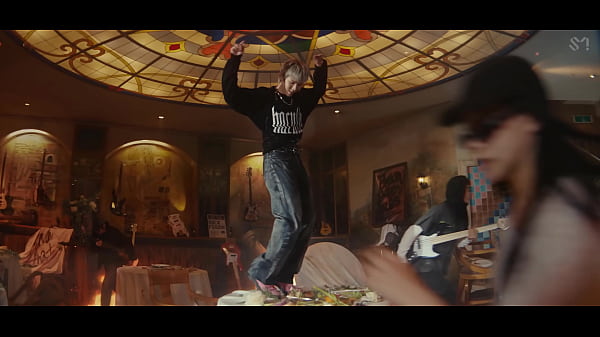 6 meninos mandando umpassinho bombástico