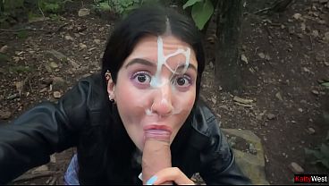 Nonton Crazy Cumwalk In Public Park Of People - Public Blowjob Flashing Upskirt thumbnail