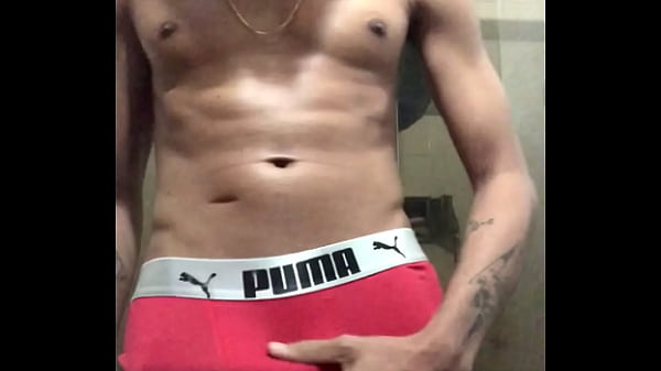 Play MP4 - Gosta de um malandro pauzudo&quest; Cavalo exibindo pra cam