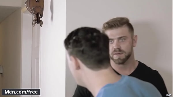 Str8 to Gay - Men.com 