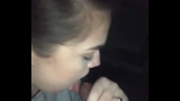 Thot giving head in the bathroom 