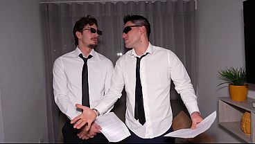 Nonton Interview With Latin Goddess Becomes Double Vaginal Penetration - Camila Henao thumbnail