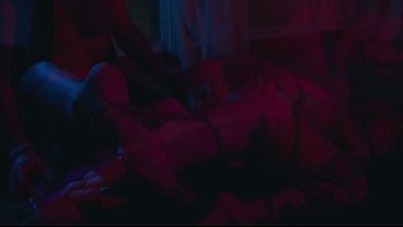 What better way to warm my toes than using hot wax