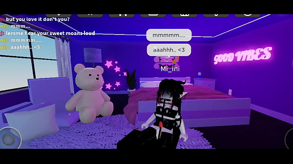 Play MP4 - Roblox Master gives training to new slutty slave