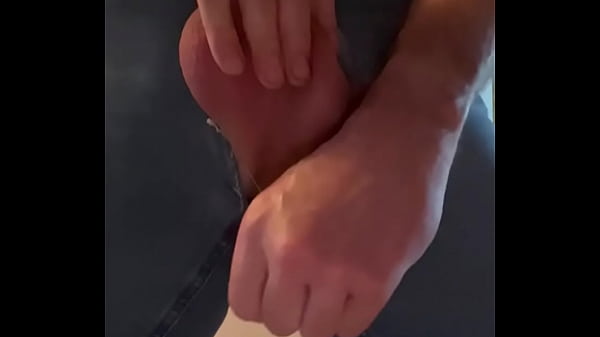 Jerking in ripped horny jeans 