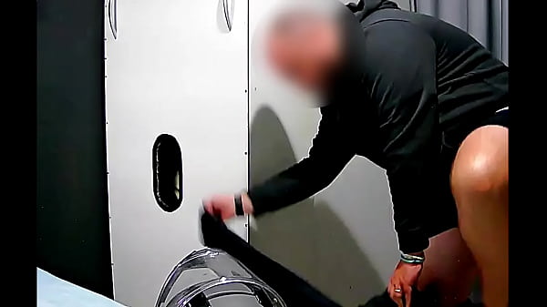 Delicia De Gozada Do Motoboy Grand&atilde;o Na Cabine Caseira!!! thumbnail