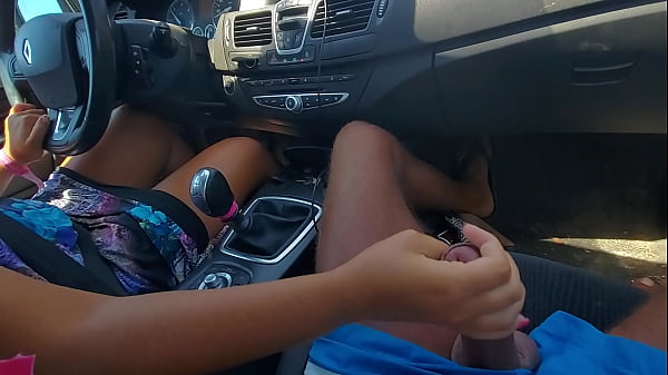 Play MP4 - Traffic jams on the highway&comma; my step mother-in-law takes care as best she can for the greatest pleasure of her beautiful virgin step son in an incredible situation &period;&period;&period;