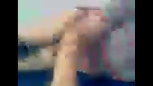 MEXICANO MOSTRANDO SU CULITO...