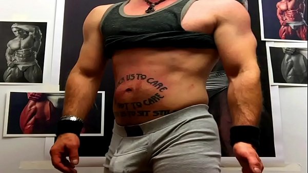 DECLAN getting hard with his Muscle Beasts 