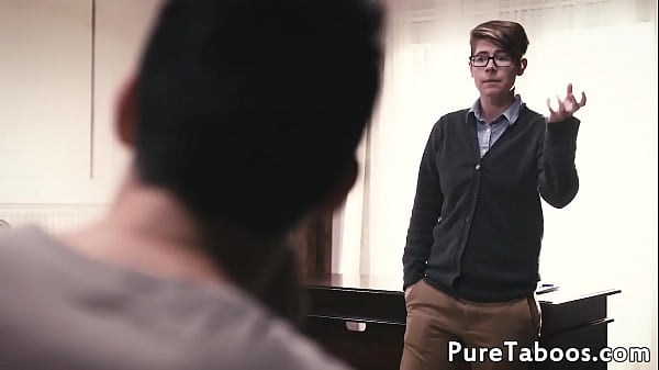 Tattooed goth beauty getting anally pounded