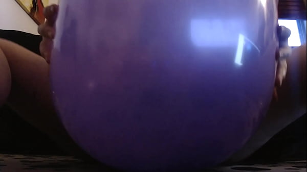 Big Balloons To Inflate To Orgasm - Re-edited Fetish Video thumbnail