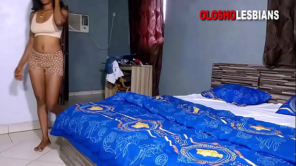 Nonton Olosho Lesbians - She Love The Way I Suck Her Boobs thumbnail