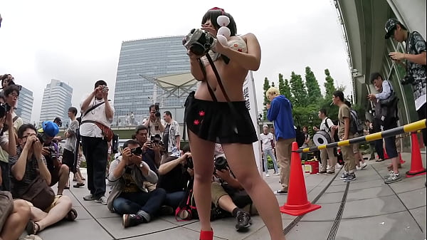 Play MP4 - c92 v03 01 cosplay