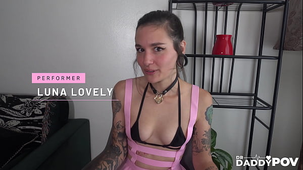 Luna lovely allows the horny doctor treat her naughty problem